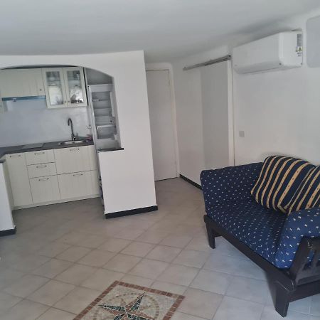 La Casa Minou Apartment เจนัว ภายนอก รูปภาพ